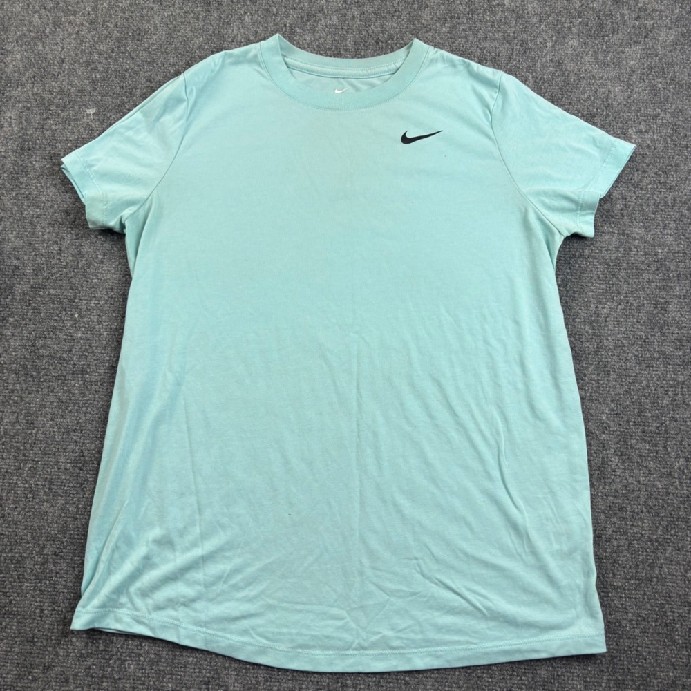 NIKE Women’s The Nike Tee Dri-Fit Blue Short sleeve Swoosh  T-Shirt Size: Medium